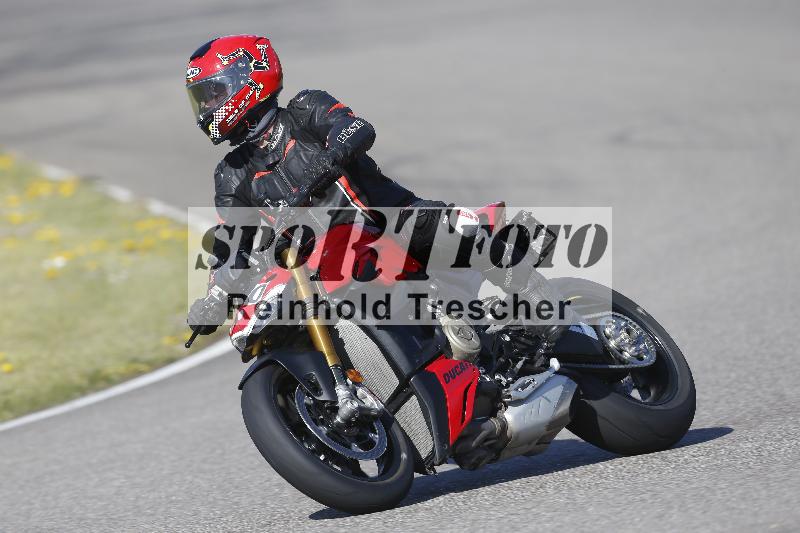 /06 08.04.2026 Cornu Master School ADR/Gruppe blau/40